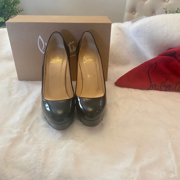 Christian Louboutin shoes - Picture 10 of 10